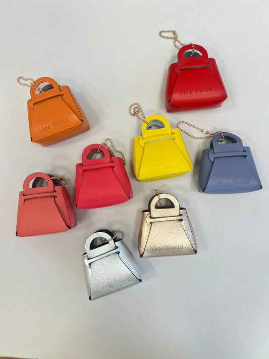 Δερμάτινο bag charm-τσαντάκι
